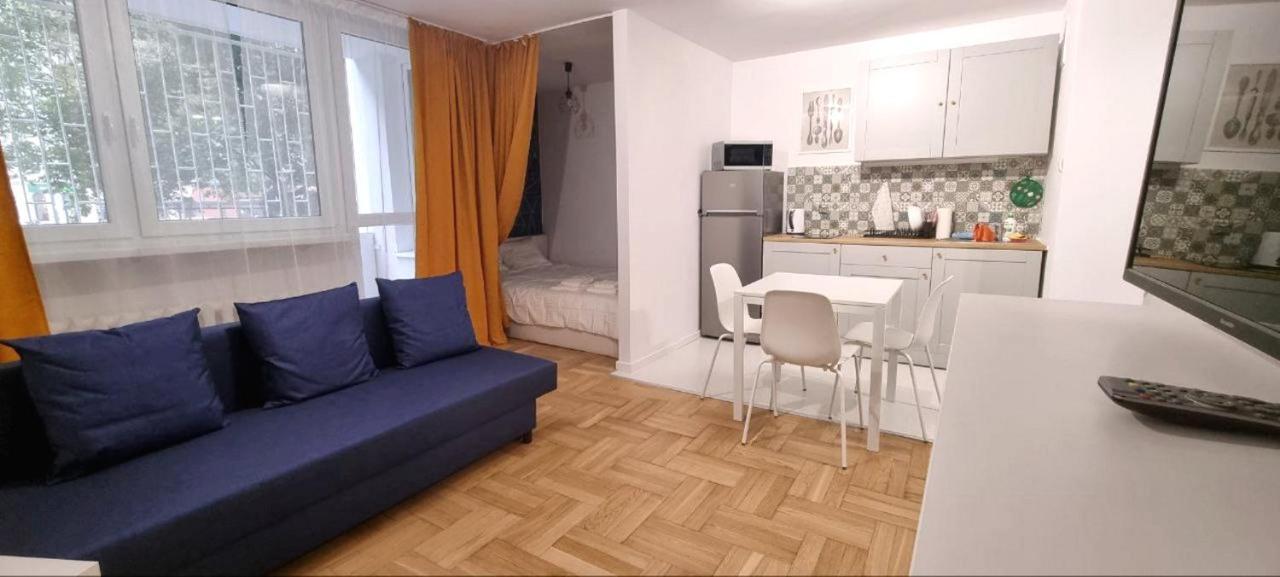 Cozy And Quiet In Appartamento Varsavia